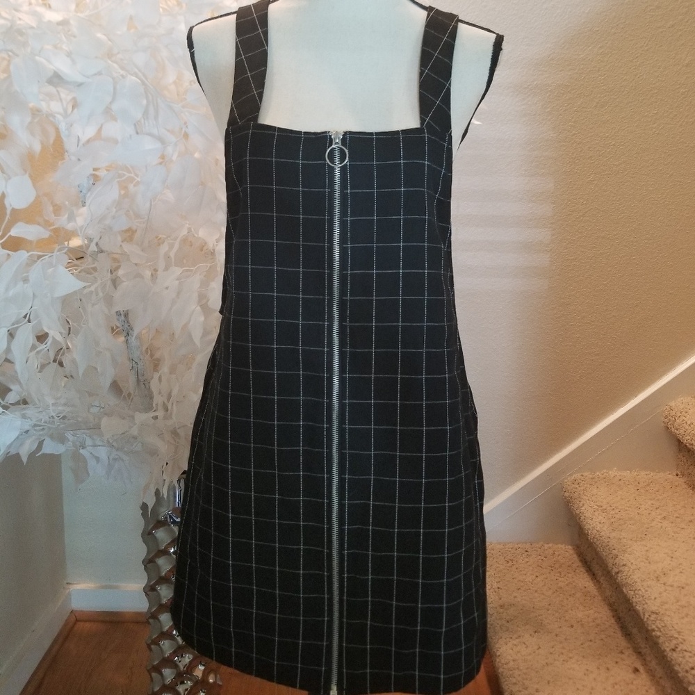 Black & White Zip Up Dress